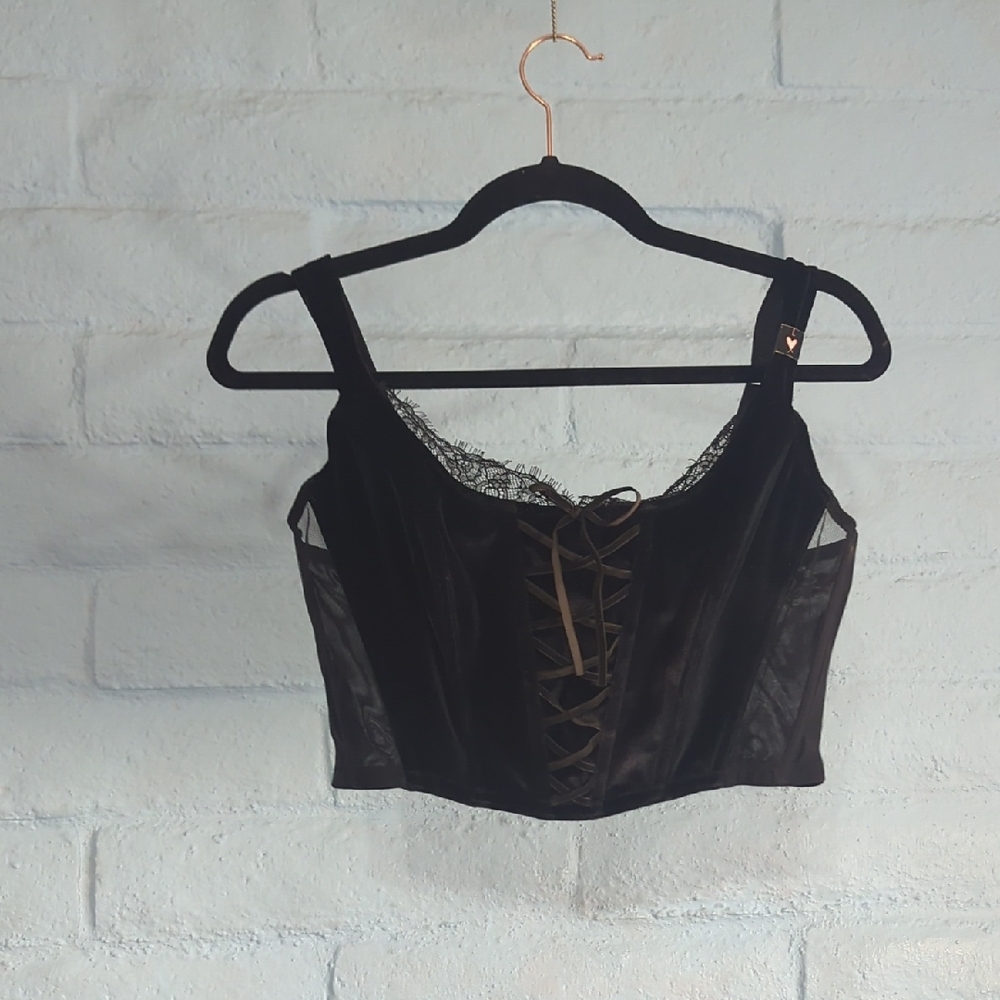 Victoria's Secret Elegant Black Corset